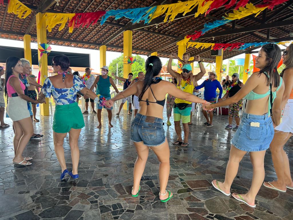 Agepol convida filiados ao sindicato para Bailinho de Carnaval