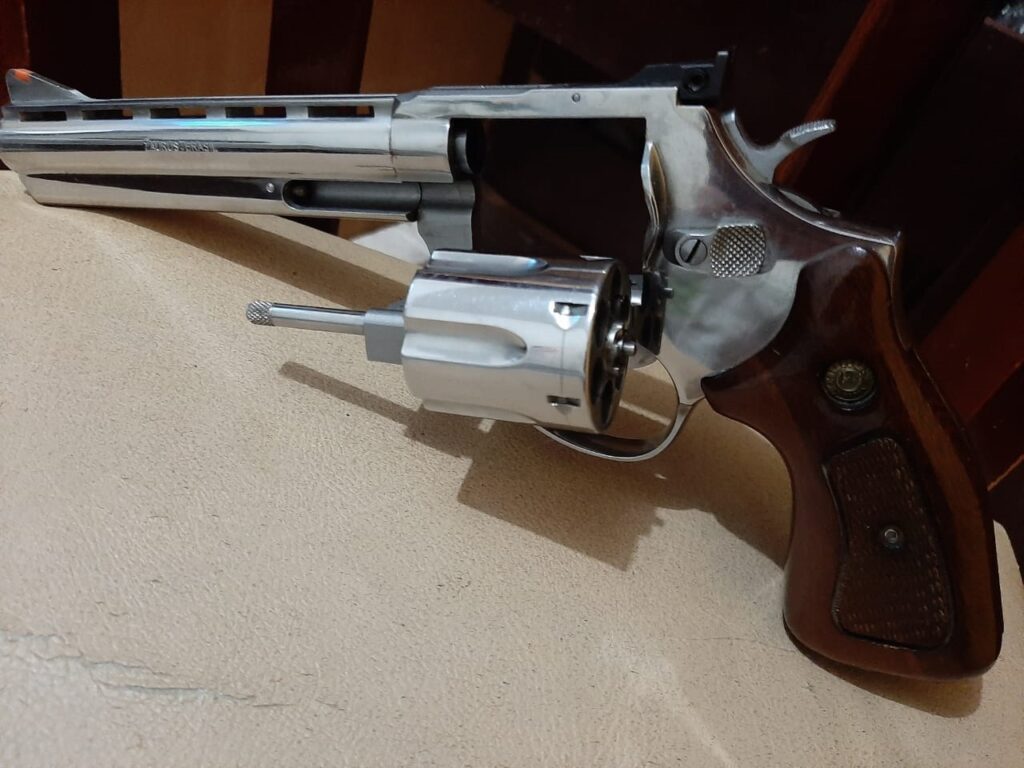 Sindpol Alagoas  Vende-se revólver calibre 38