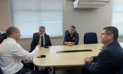 Sindpol debate aquisição de uniformes e novas armas com a SSP