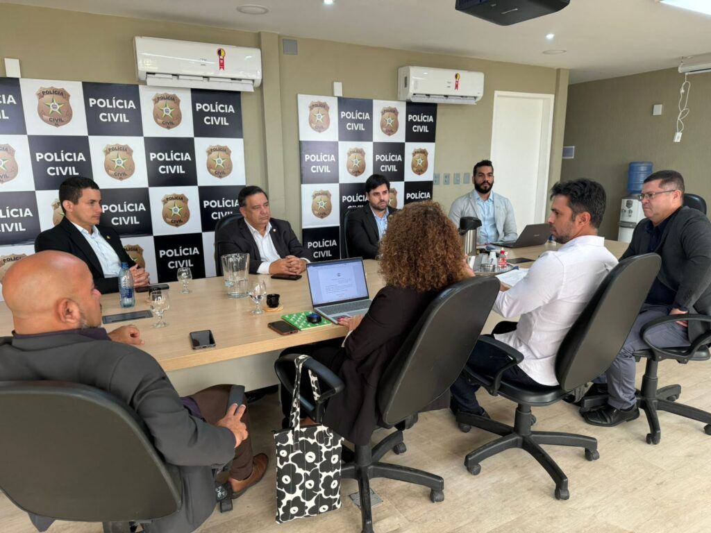Sindpol participa de reunião na Delegacia Geral para tratar da Lei Orgânica estadual
